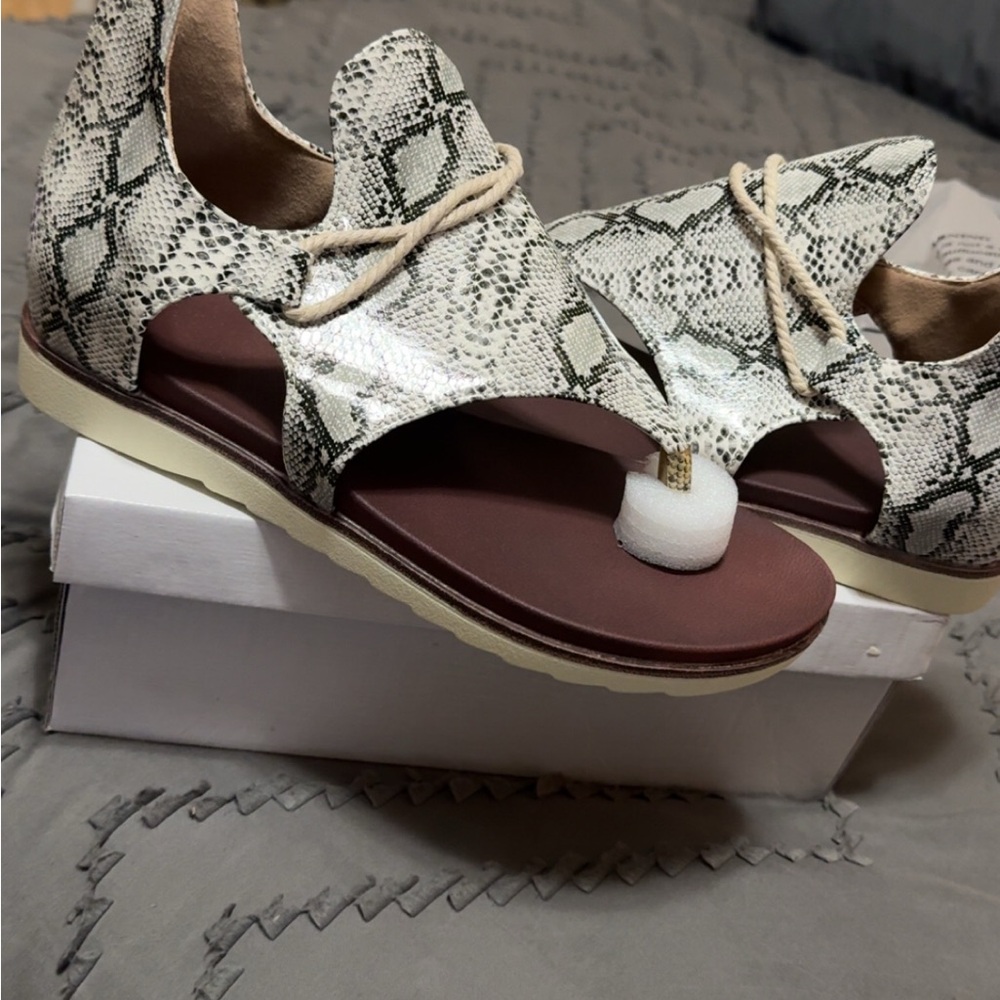 Snakeskin Pattern Women's Sandals